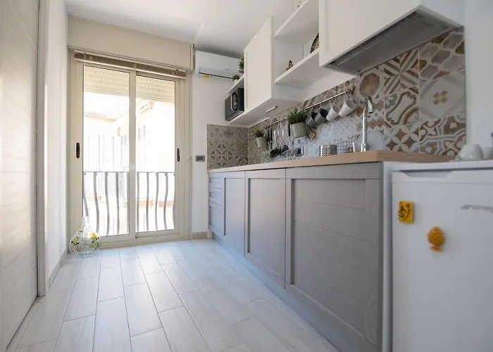 Casa Elia: Locazione Breve