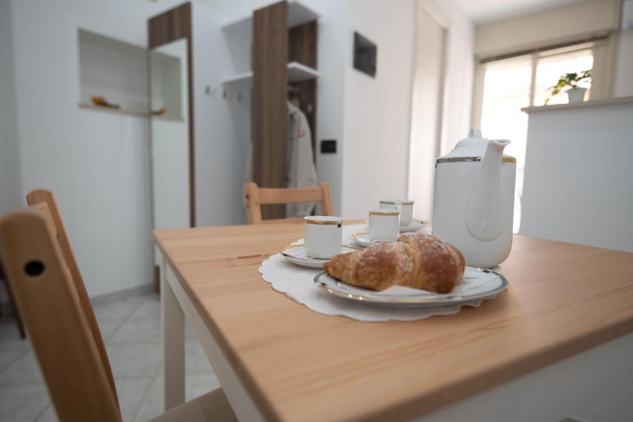 Apartment Casa Elia: Locazione Breve Noto